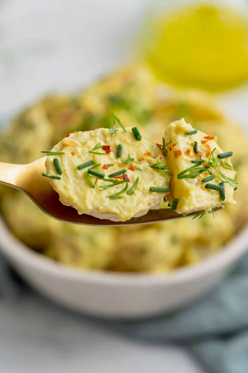 Creamy Potato Salad With Garlic and Dill