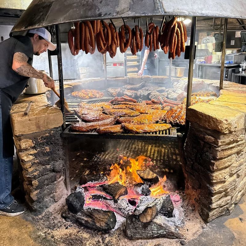 The Salt Lick BBQ - Driftwood
