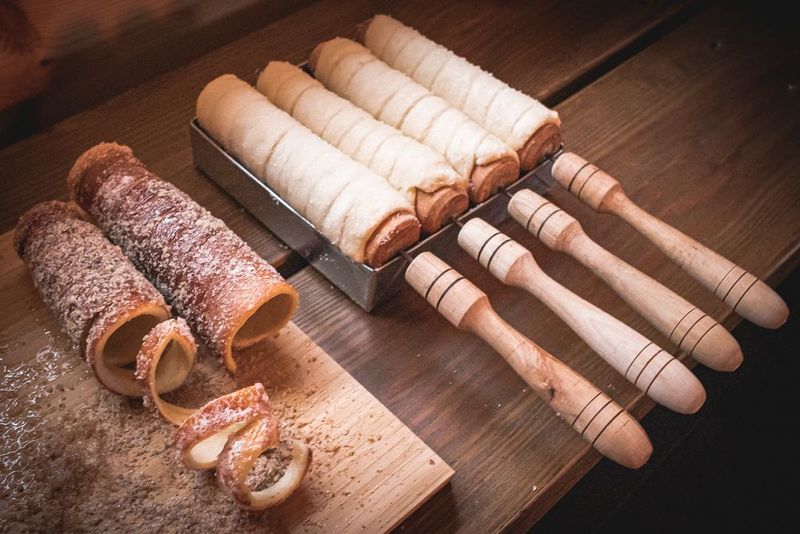 Kürtőskalács (Chimney Cake)