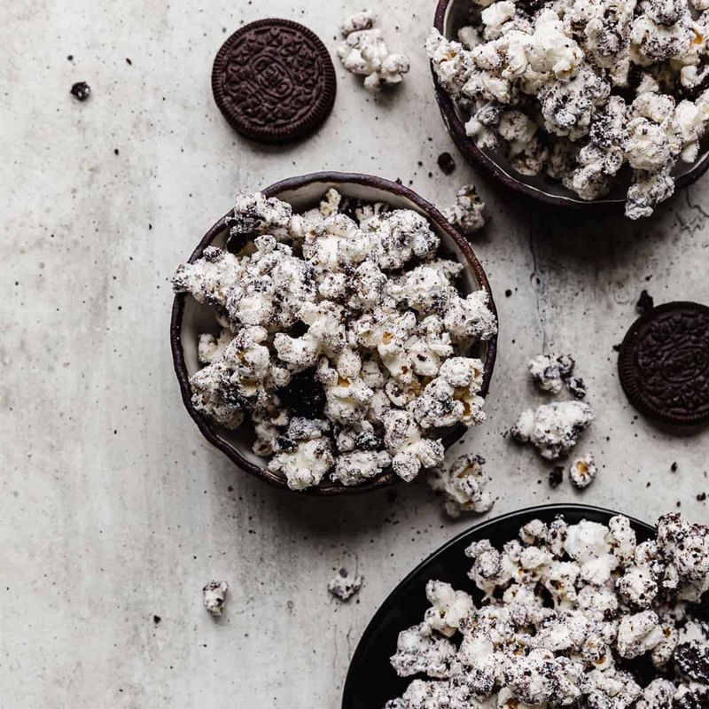Oreo popcorn