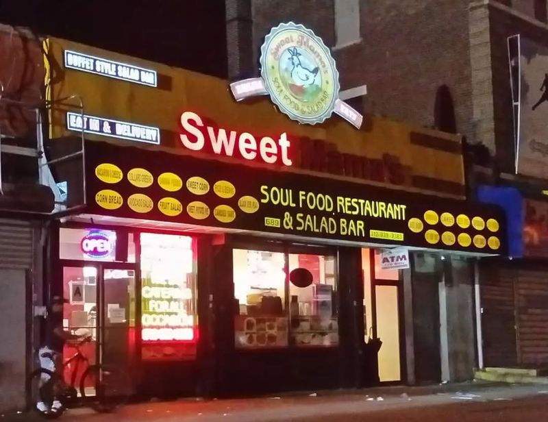 Sweet Mama's Soul Food: Buffet Bonanza