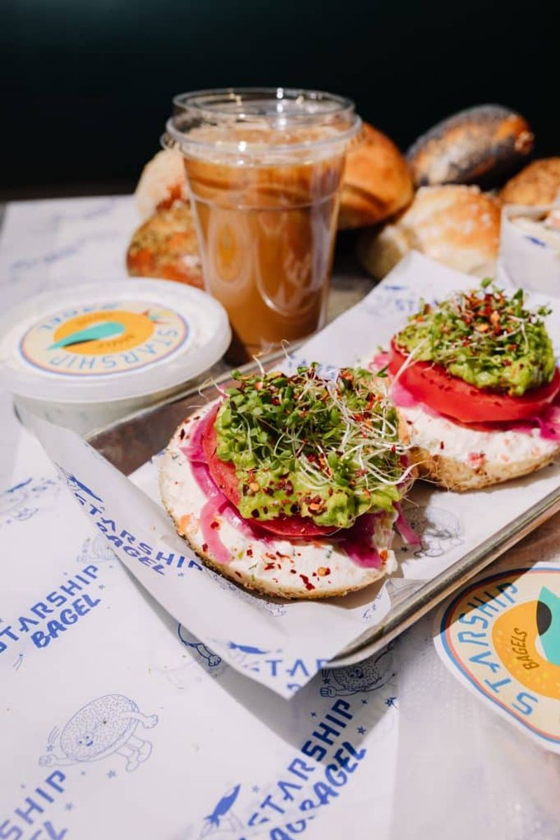 Starship Bagel (Dallas)