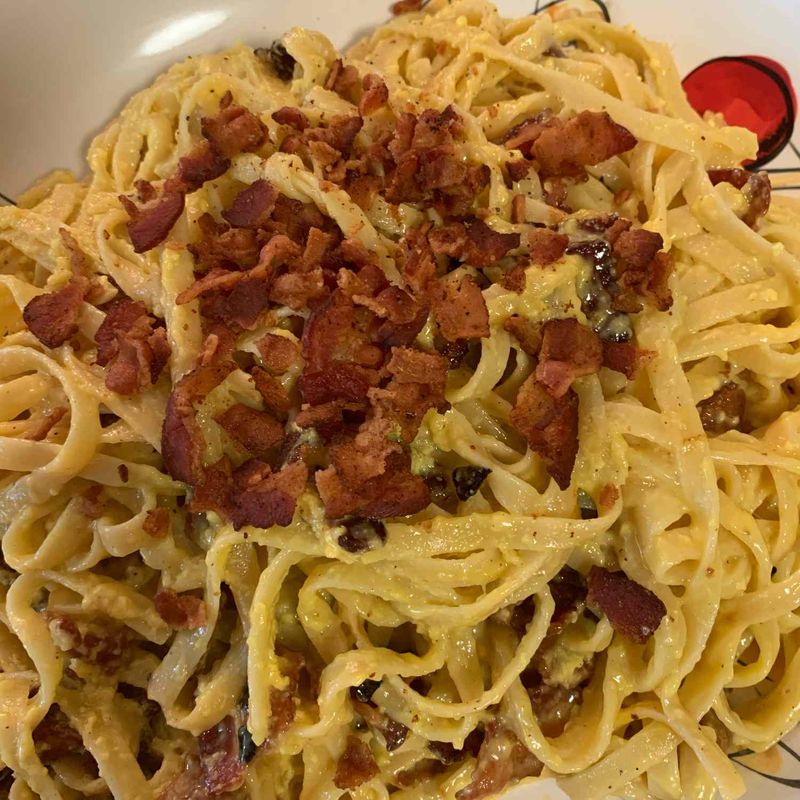 Carbonara made with cream