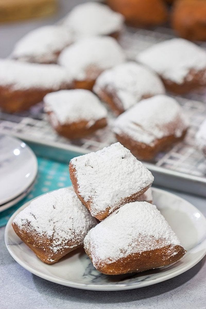 Beignets (Easy Home Version)
