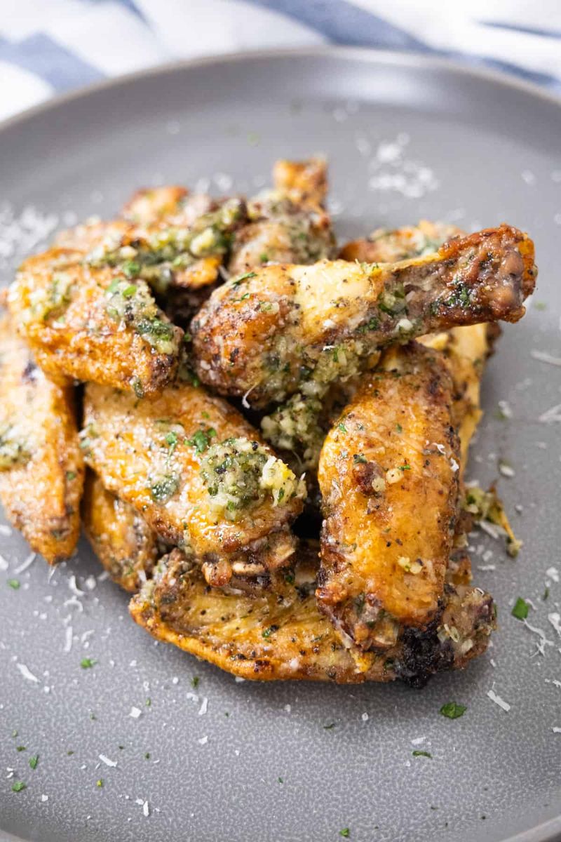 Crispy Garlic Parmesan Wings