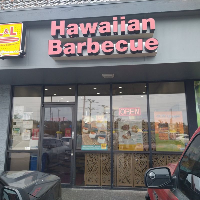L&L Hawaiian Barbecue