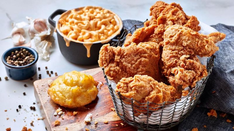 Church’s Texas Chicken: 2-Piece Combo (Dark) + Biscuit