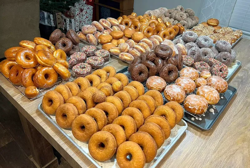 Brothers Donuts (New Hampshire)