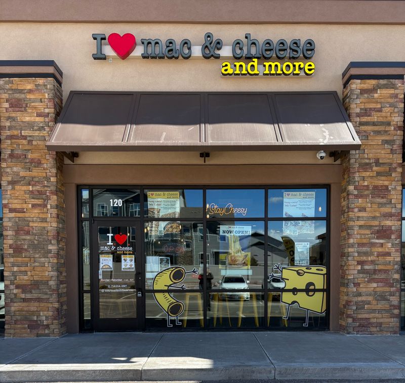 I Heart Mac & Cheese