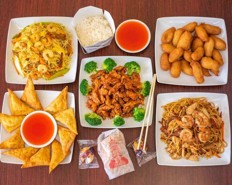 Hong Kong Buffet - Small Town, Big Flavors