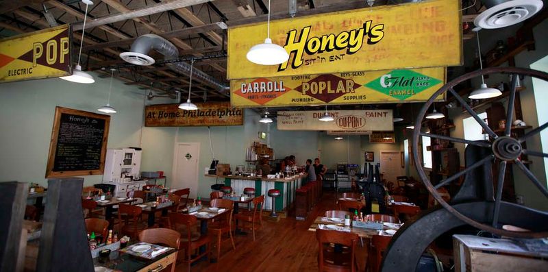 Honey's Sit 'n Eat (Pennsylvania)