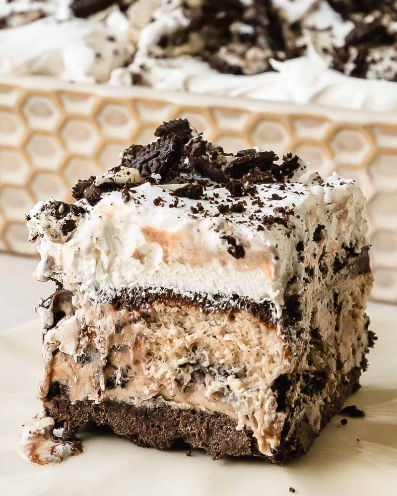 Ice Cream Sundae Cake (Layered No-Bake)