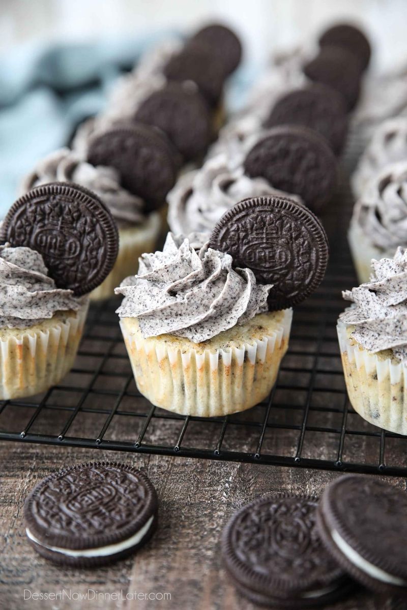 Cookies and Cream Dream Cupcakes