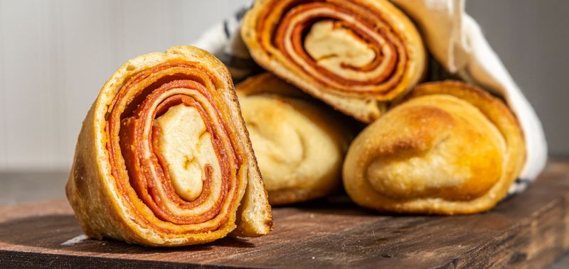 Pepperoni Roll (West Virginia)