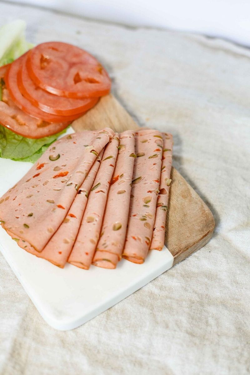 Spiced luncheon meats (the “mystery loaf” era)
