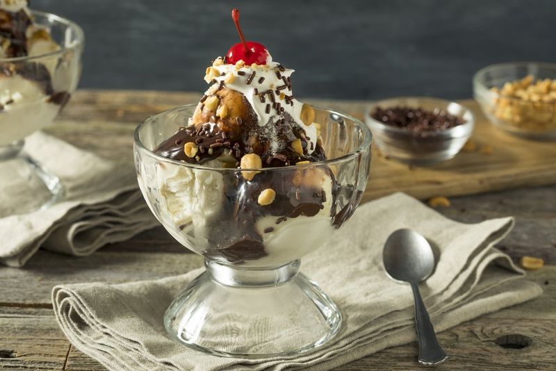 Mention dessert interest when entrées arrive