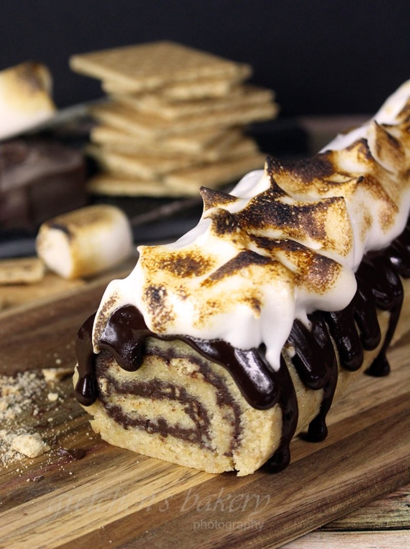 S’mores Campfire Roll