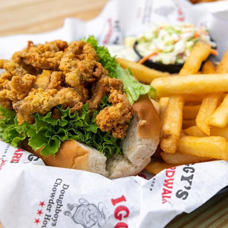 Iggy’s Doughboys & Chowder House — Rhode Island