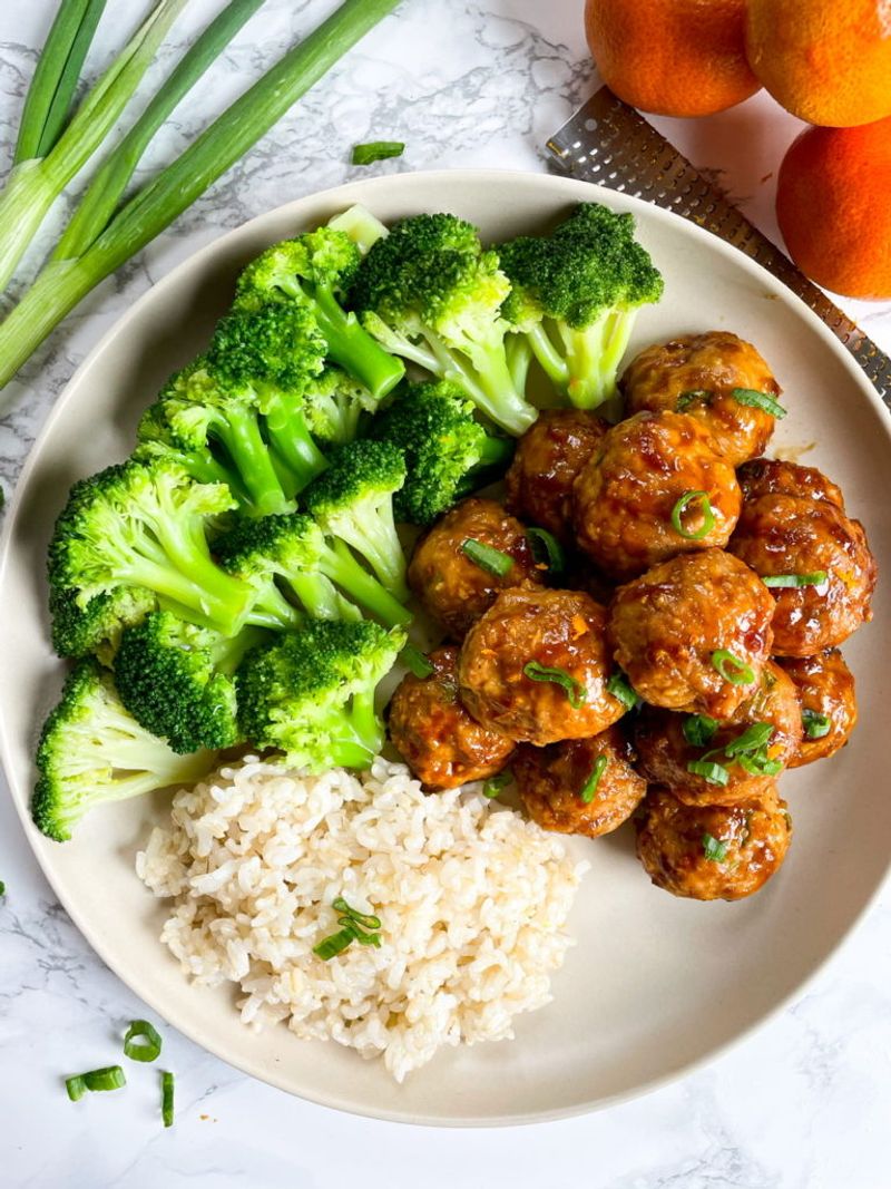 Mandarin Orange Meatballs With Brown Rice and Broccoli
