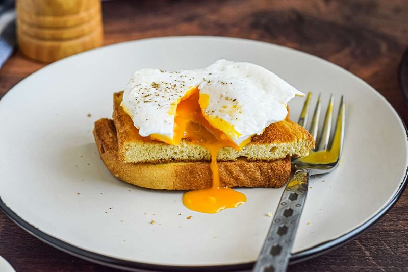 Poached Eggs on Plain Toast