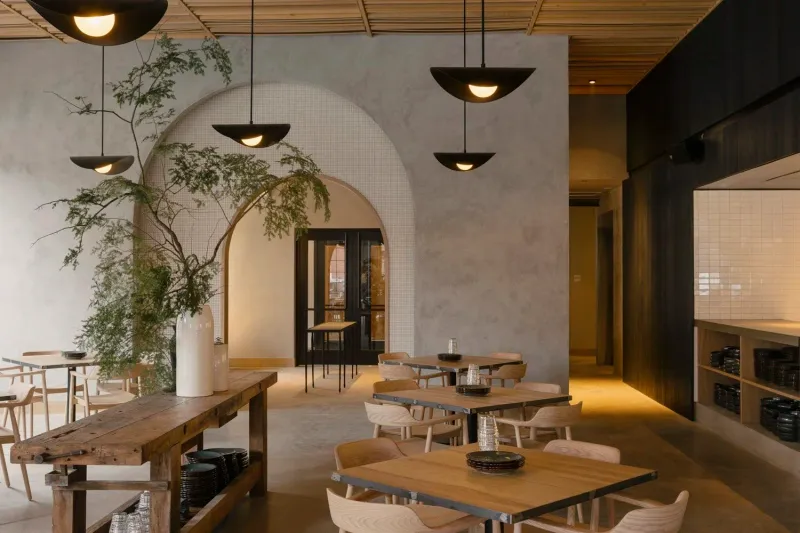 Maxwells Trading's Neo-American Hotspot