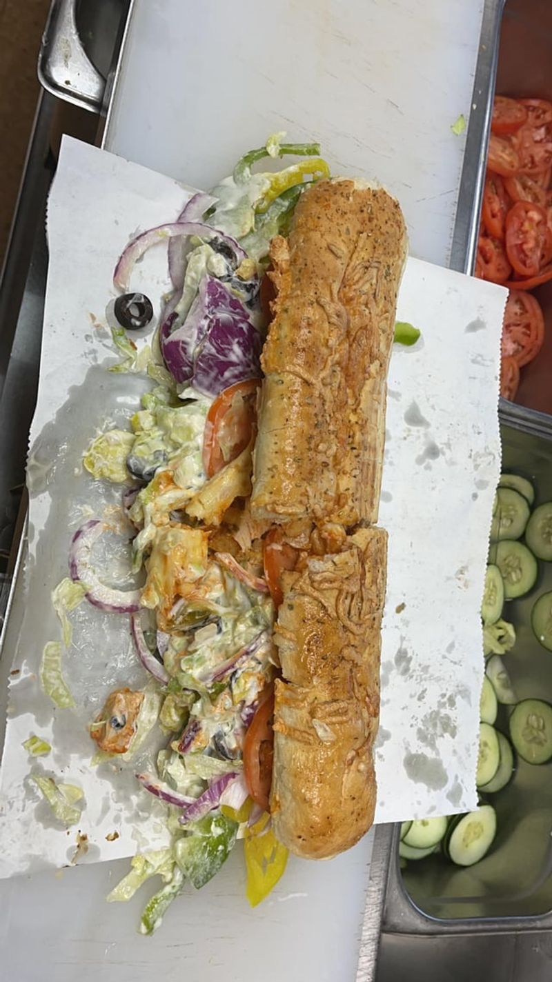 Stacking order that squeezes out sauces