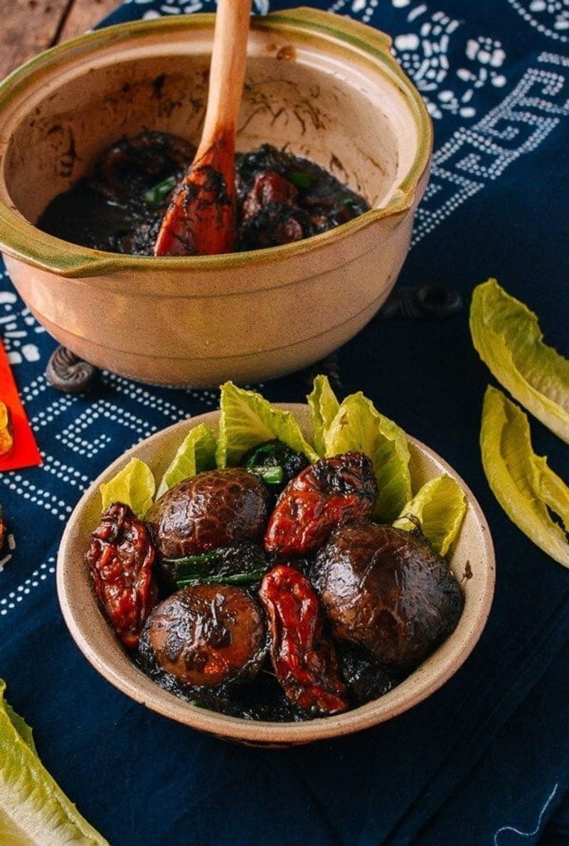 Black moss (fat choy) with vegetables