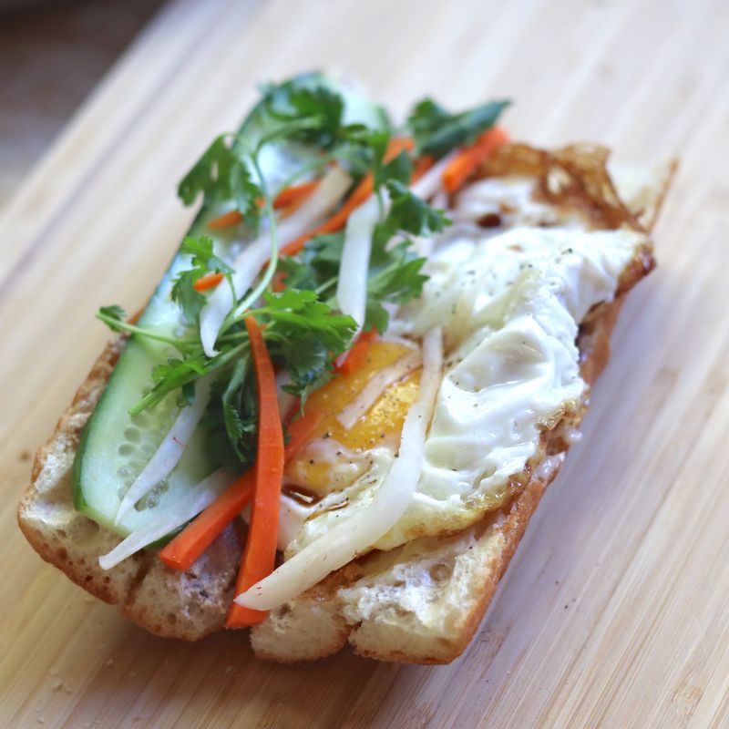 Bánh mì trứng