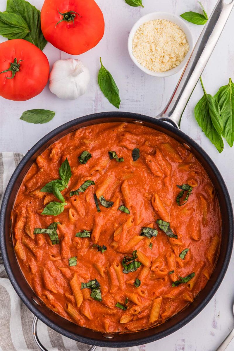 One-Pot Creamy Tomato Pasta
