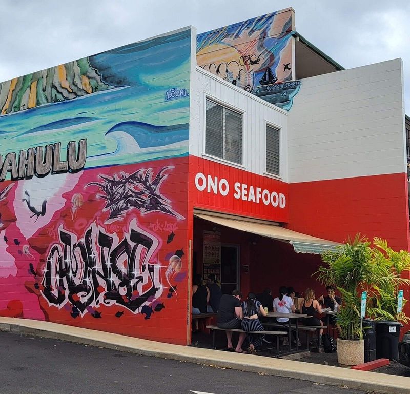 Ono Seafood: Poke Perfection in Humble Surroundings