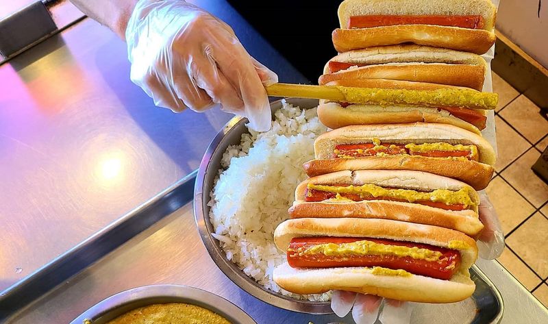 Rhode Island — Hot Wiener “All The Way” (New York System-style spots)