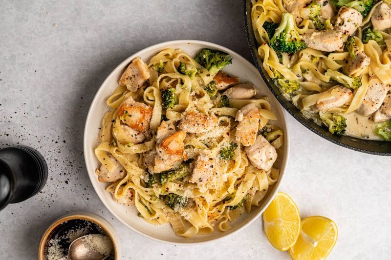 Chicken And Broccoli Alfredo