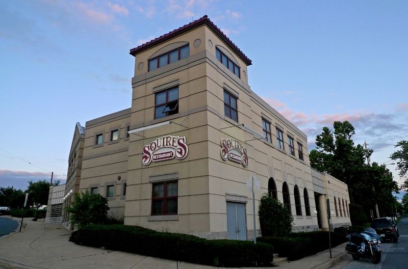 Squire’s — Dundalk