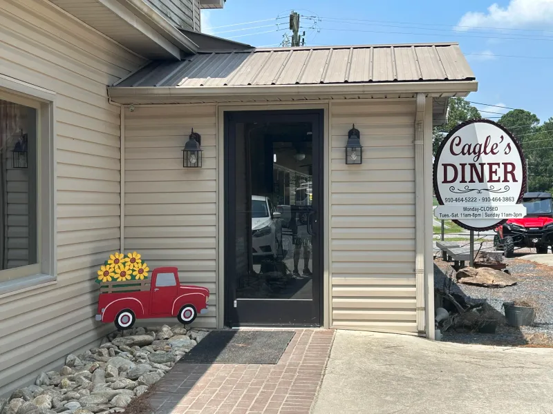 Cagle’s Diner & Bakery