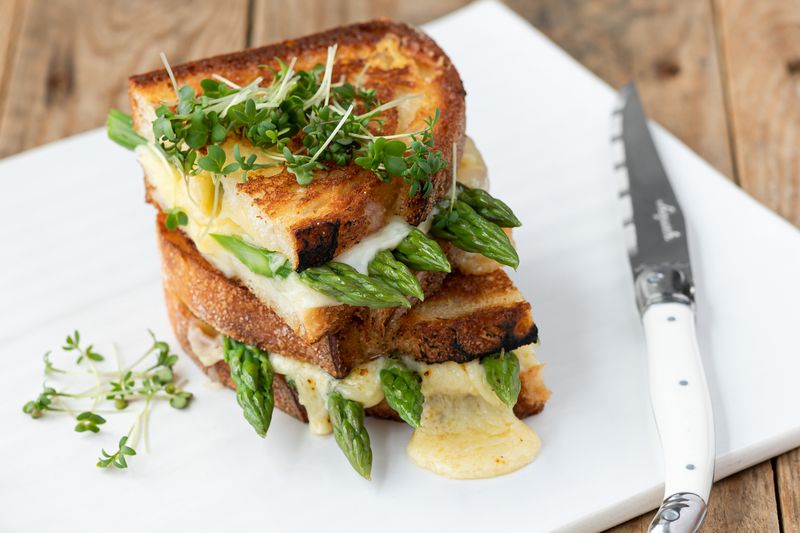 Asparagus grilled cheese