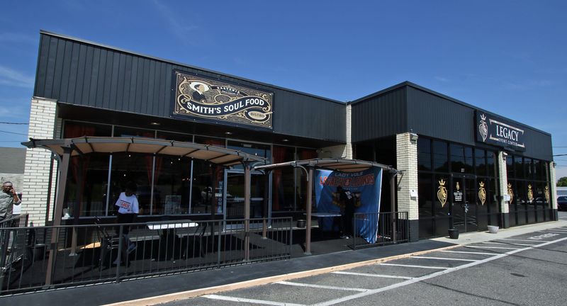 Smith's Soul Food Bistro (North Carolina)