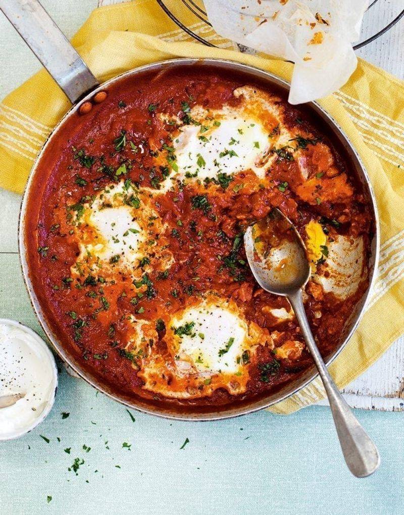 Tomato Baked Eggs