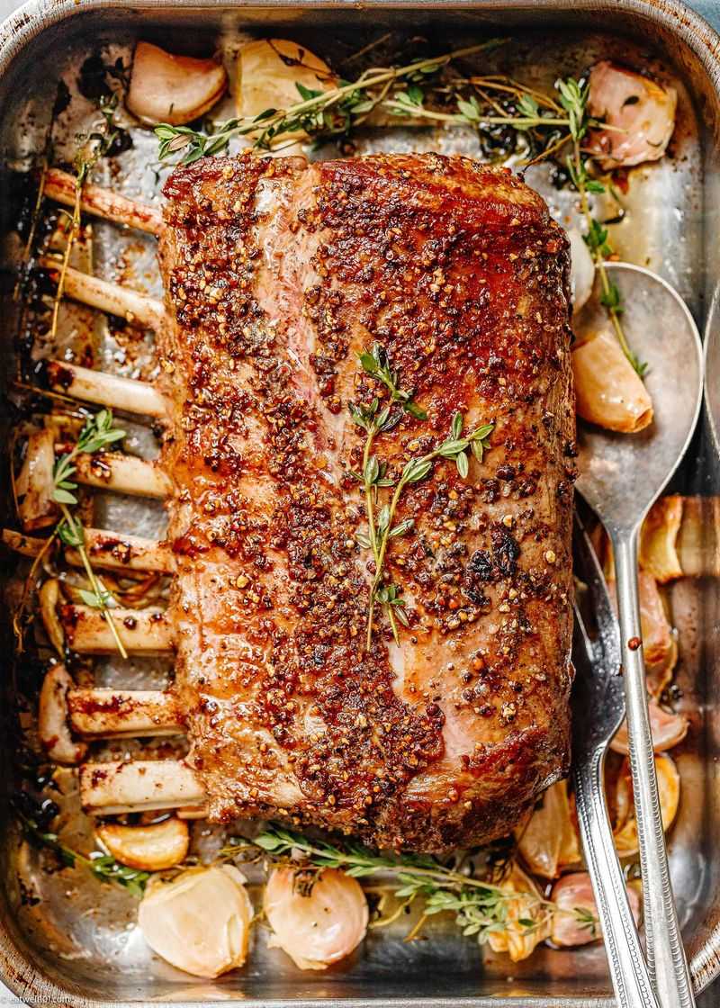 Garlic-butter roasted rack of lamb