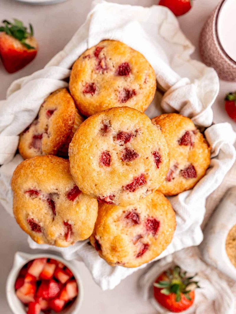 Strawberry muffins
