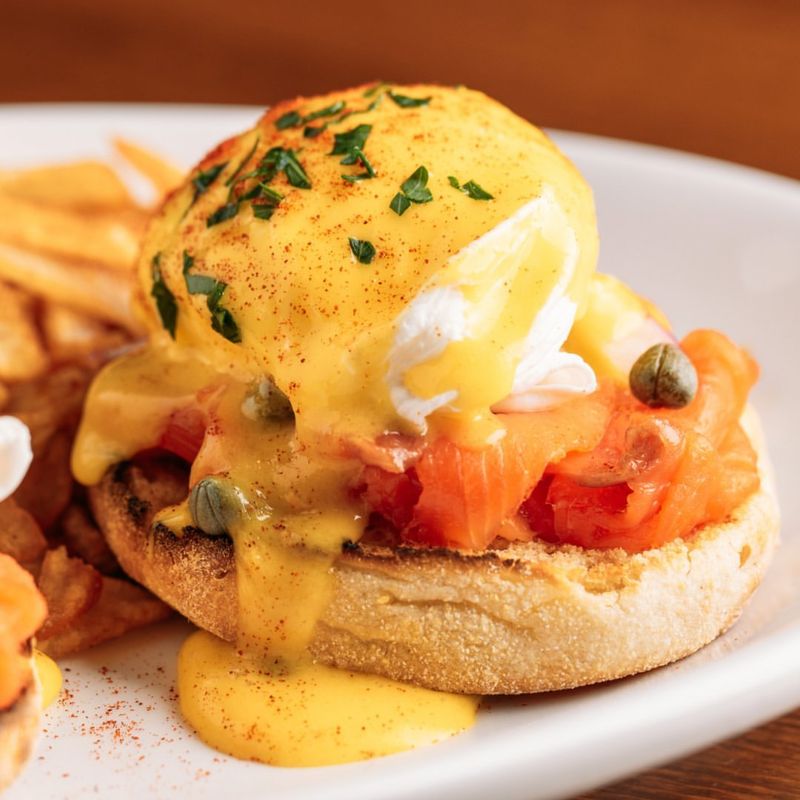 Smoked Salmon Benedict (Alaska)