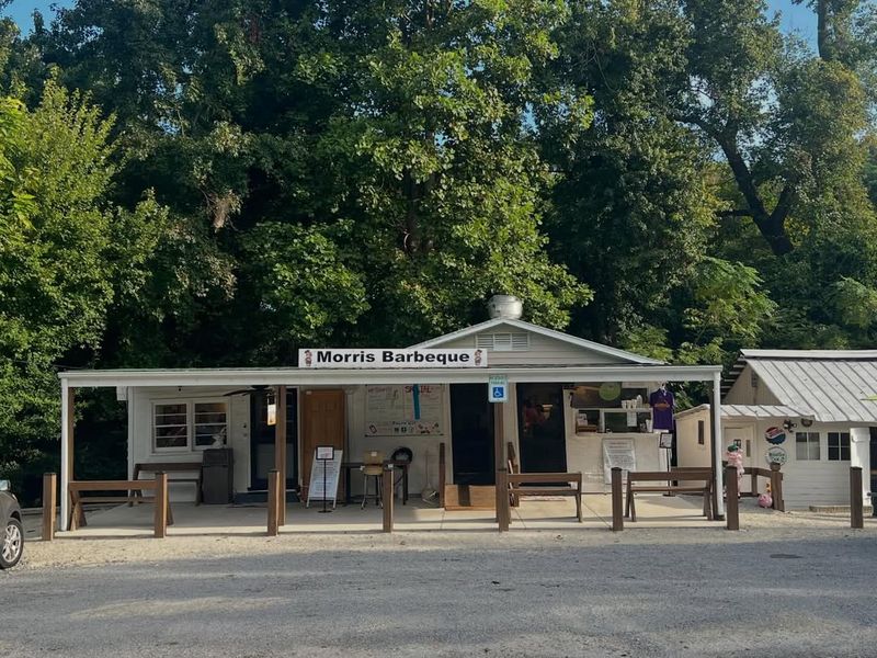 Morris Barbeque – Hookerton