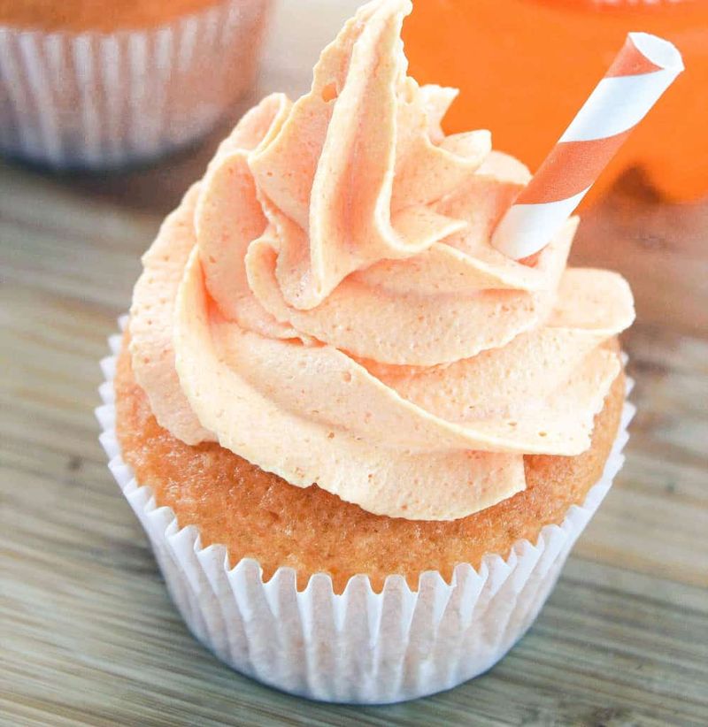Orange Creamsicle Cupcakes
