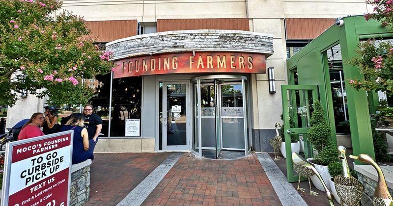 Maryland: Founding Farmers (Potomac area)