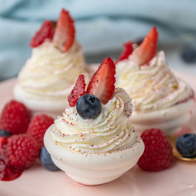 Mini Pavlovas
