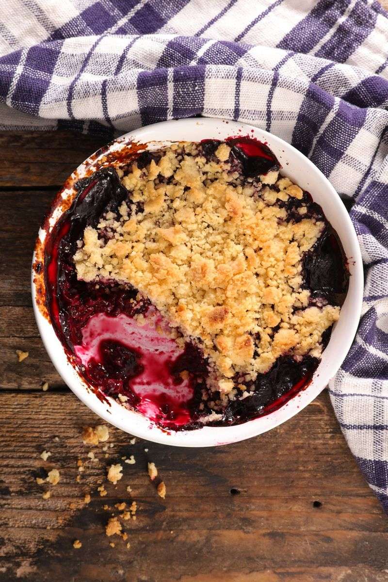 Berry Crisp with Oat Topping