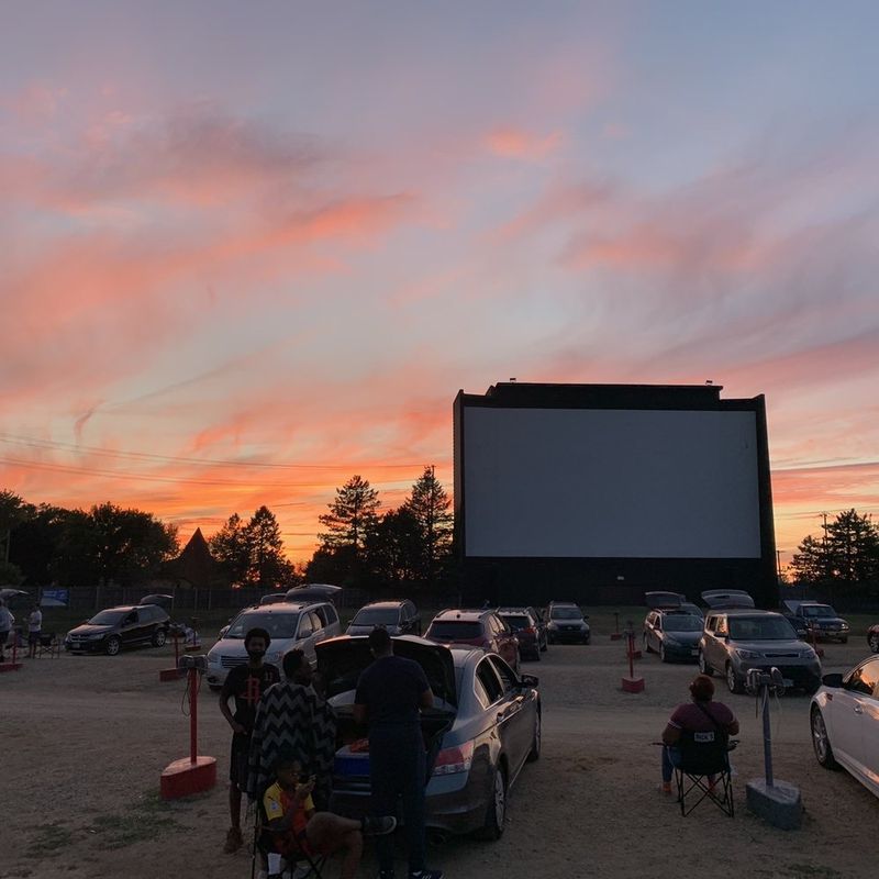 Sunset Drive-In (Hart)