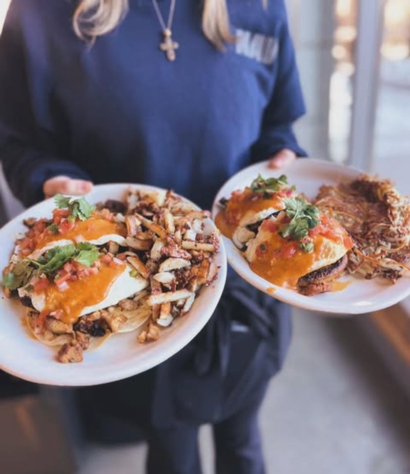 Moon’s Kitchen Cafe