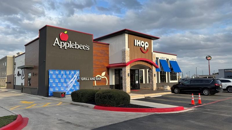 Applebee's and IHOP (Dine Brands Global)