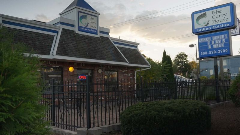 Indian Lunch Buffet at Your Local Curry House