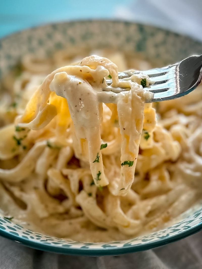Fettuccine Alfredo